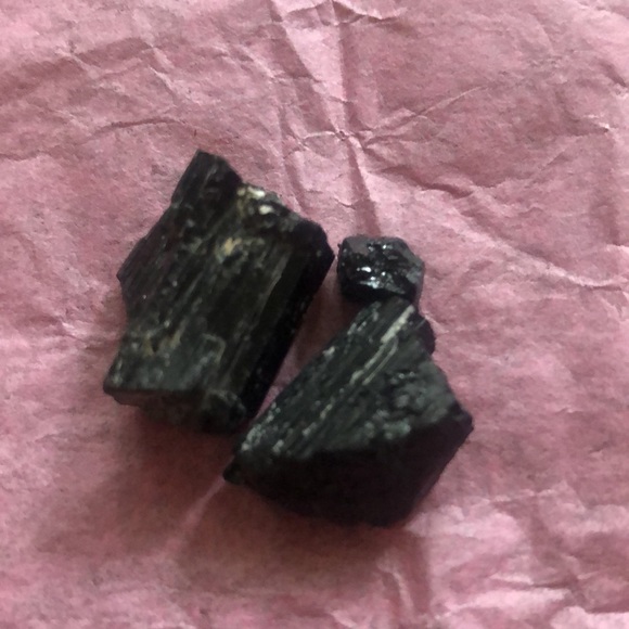 Pain Relief Crystals Gemstones Kit (Amethyst,Tourmaline,Clear Quartz) - Picture 3 of 7